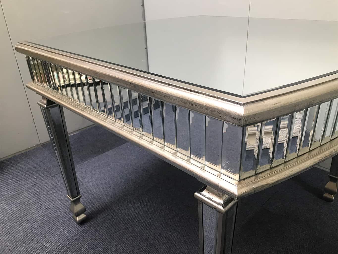New York mirrored dining table, rounded sides, 3cm bevelled mirror strips, wood and mirror, antiqued silver