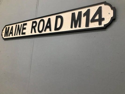 Maine Road M14 Street Sign